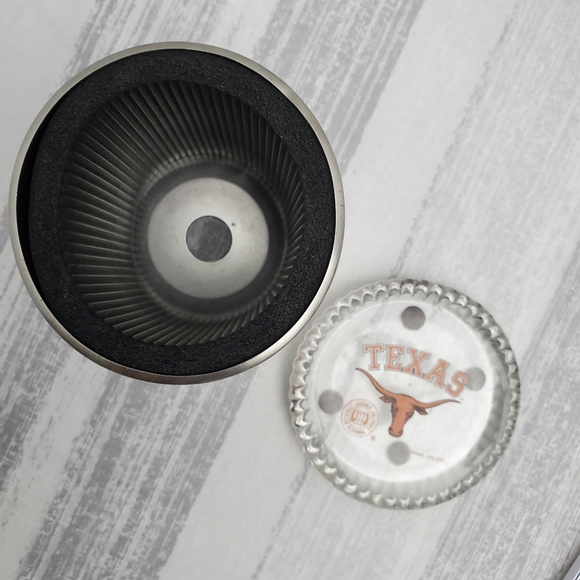 UT Bottle Cooler and Crystal Paperweight * - Picture 6 of 10